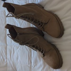 Lucky Brand Leather boots Nearly New, Tan, Size 8.5